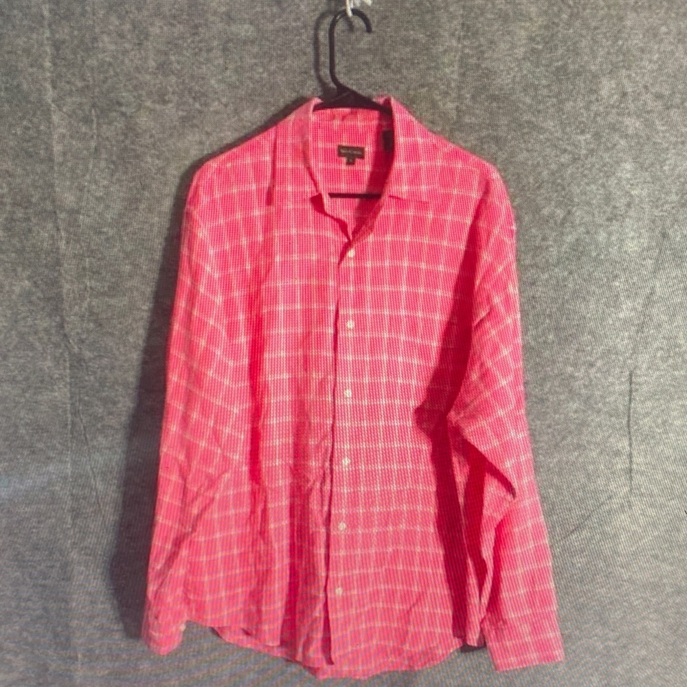 Henry Cotton's Vibrant Pink Checkered Shirt
